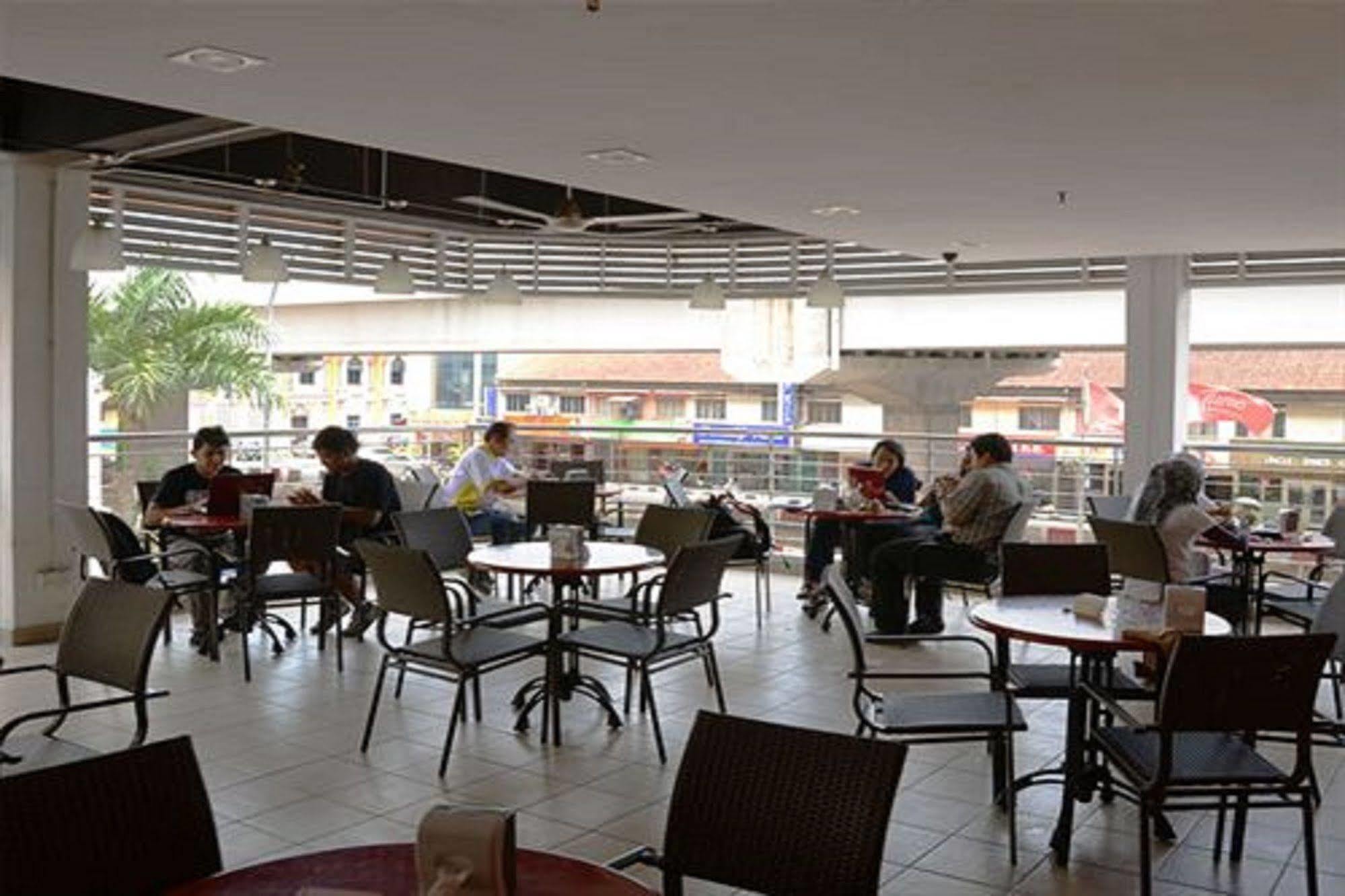 Hotel Tune - Centre Kota Bharu